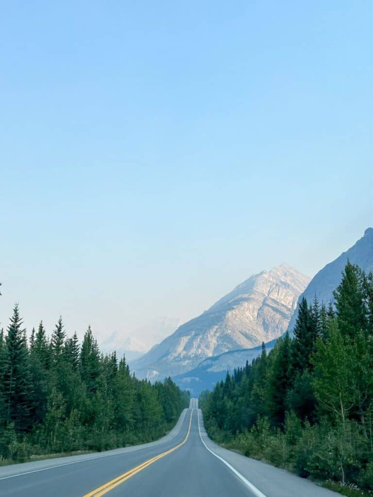 Icefields Parkway drive when visiting Banff in summer
